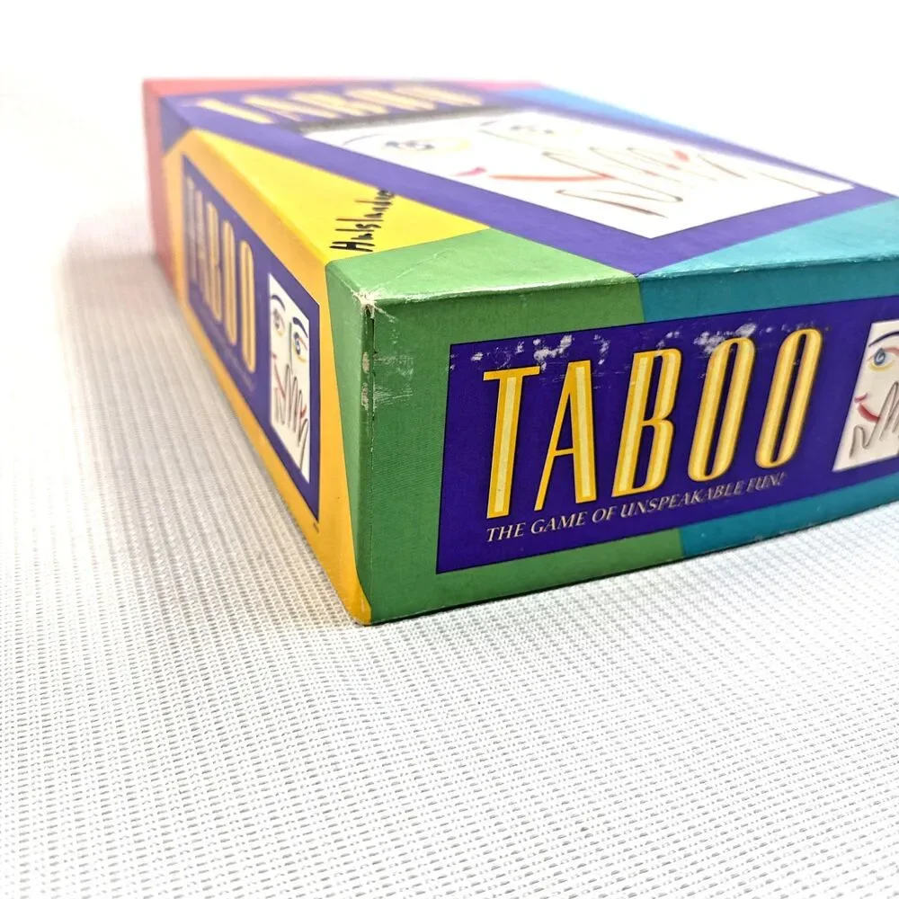 Milton Bradley vintage 1989